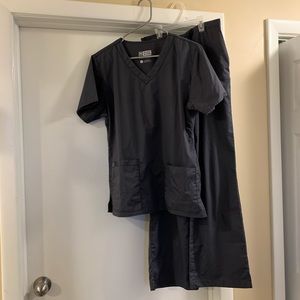 WonderWink Women’s Scrub Set